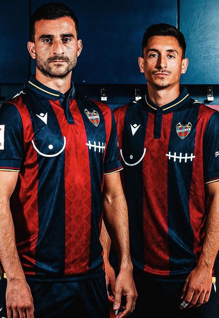 levante 7-min.jpg