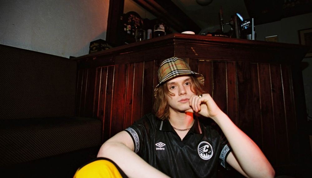 'Liquid Dreams' | We Speak to Stylist Lewis Munro About The Crossover Between Fashion and Football - featured image
