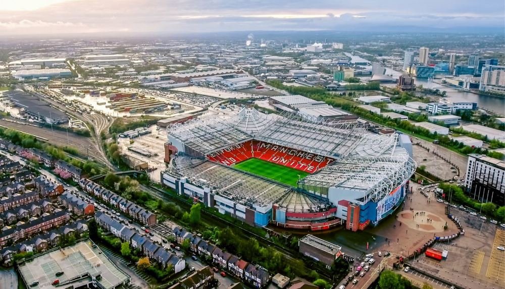 Man United Reveal Early Plans For Regeneration Of Old Trafford - featured image