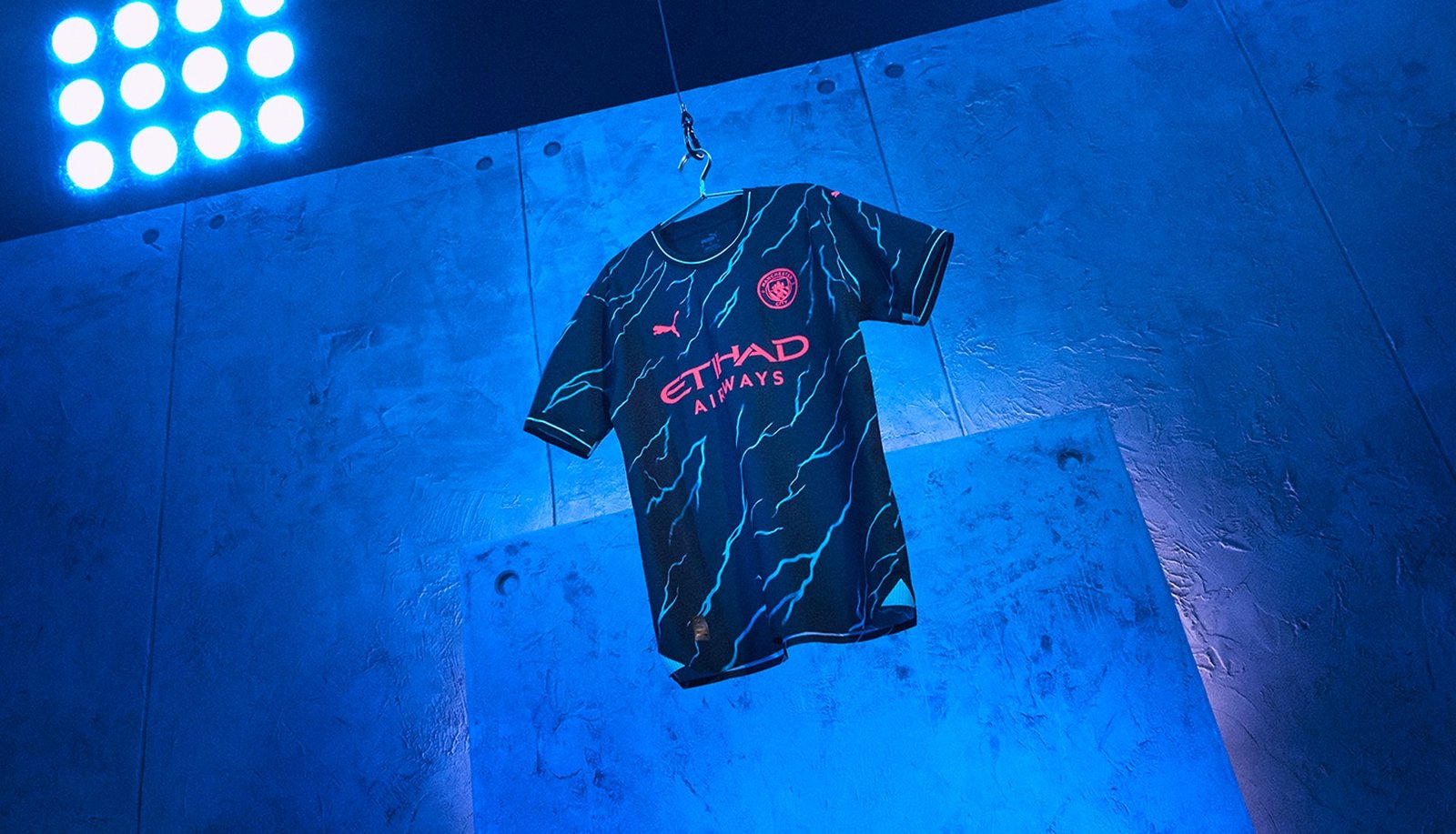 Manchester City Reveal 23/24 Third Shirt From PUMA - featured image
