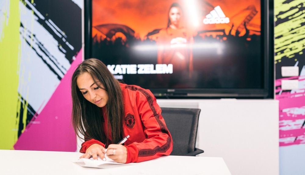 Manchester United's Katie Zelem Signs With adidas - featured image