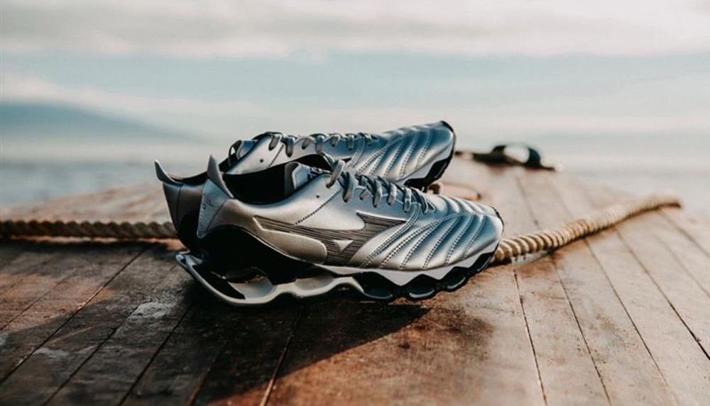 Mizuno Are Out To Prove That #BootsOnlySummer Was Not Just For 2025 - featured image