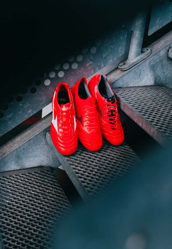 mizuno 2-min.jpg