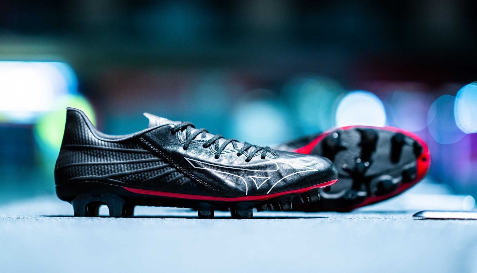 Mizuno Launch The "Tokyo Nights" Pack - featured image