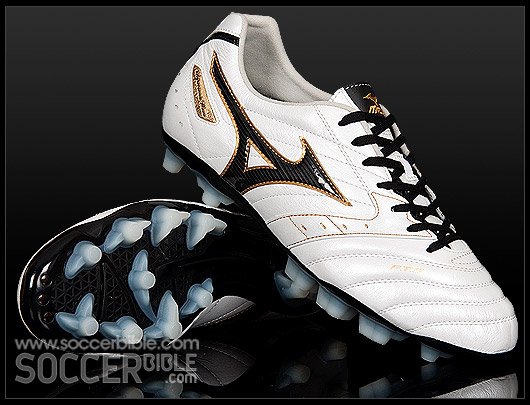 Mizuno Supersonic Wave Football Boots - Pearl/Black/Gold - featured image