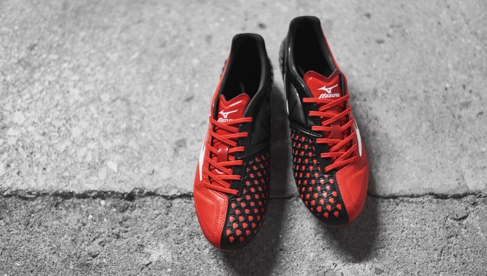 Mizuno Wave Ignitus 4 KL "High Risk Red" - featured image