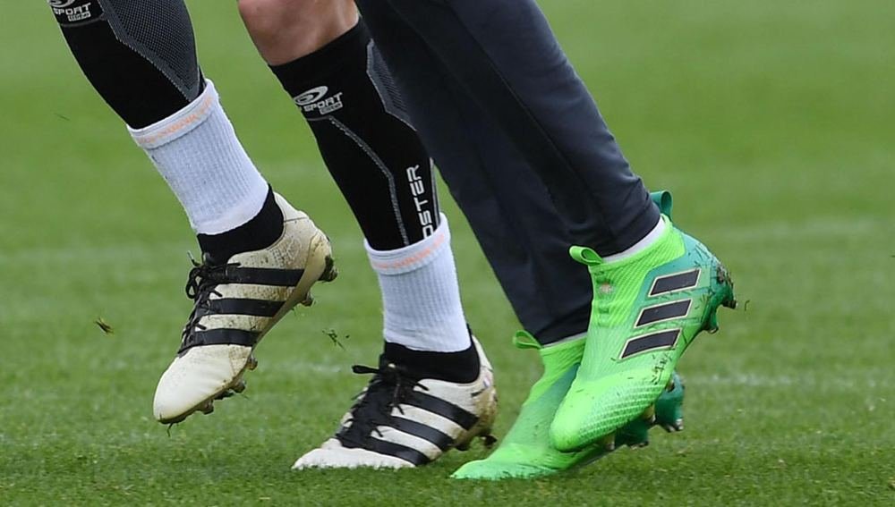 Mohamed Elneny Trains In Upcoming ACE 17 Colourway - featured image