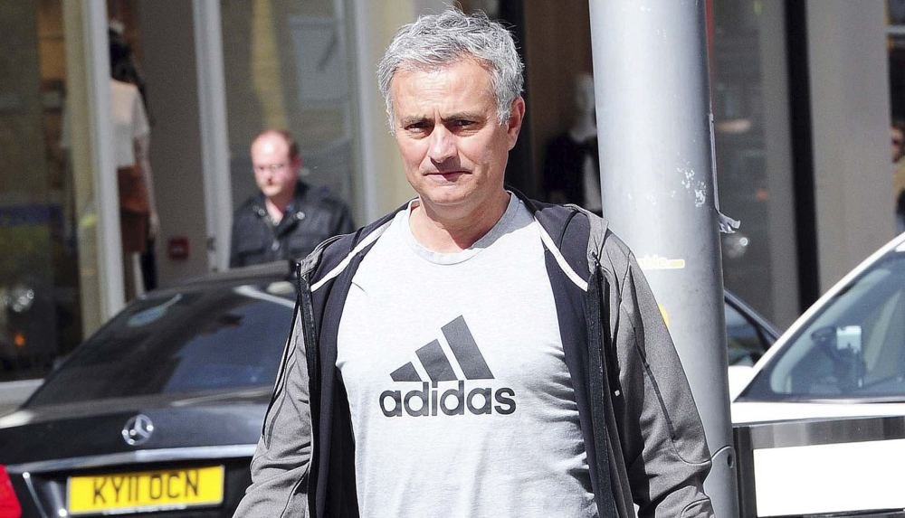 Mourinho To Remain With adidas Despite Joining Nike-Sponsored Tottenham - featured image