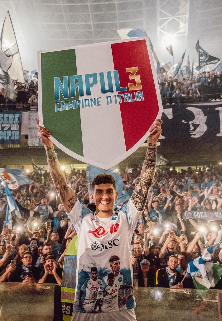 napoli 2-min.jpg