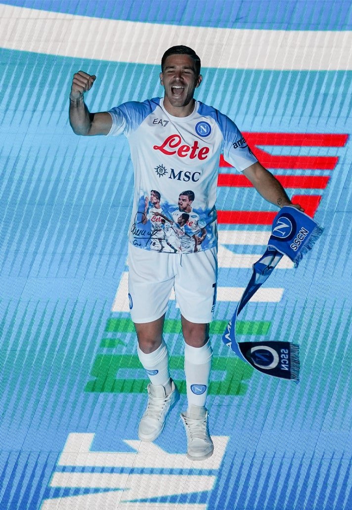 napoli 4-min.jpg