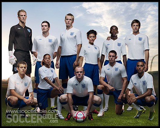 England Home 10/12 Umbro Football Shirt - featured image