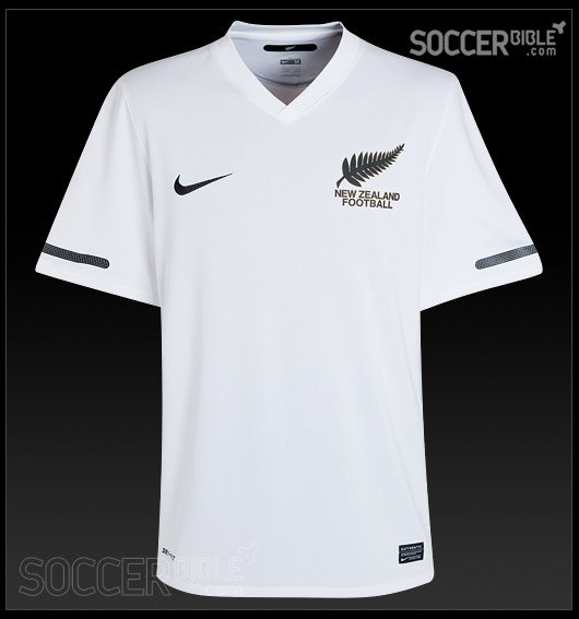 New Zealand Home 2010 Nike Football Shirt - featured image