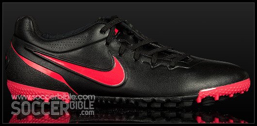 Nike 5 Bomba Finale Football Trainers - Black/Black/Solar Red - featured image