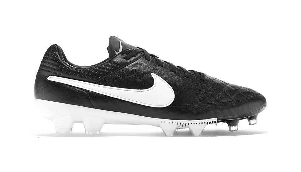 Nike Drop Classic Tiempo Legend V Colour Up - featured image