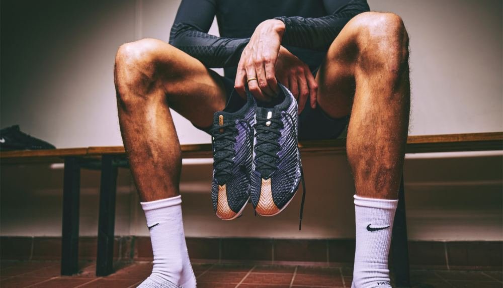 Nike Drop 'Retro' Air Zoom Mercurial Vapor XV SE - featured image