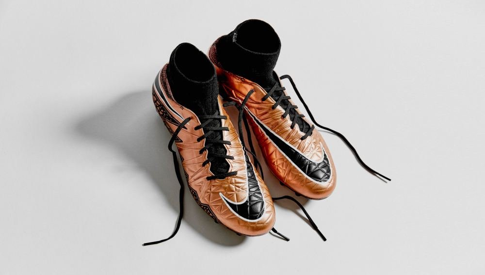 Nike Hypervenom Phantom II "Metallic Bronze" - featured image