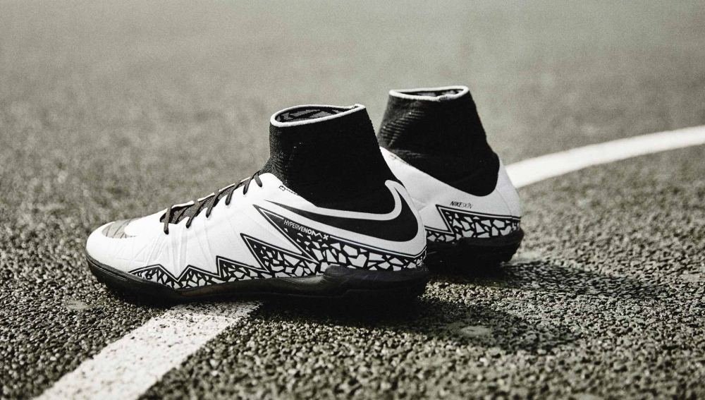 Nike HypervenomX Proximo "White/Black" - featured image