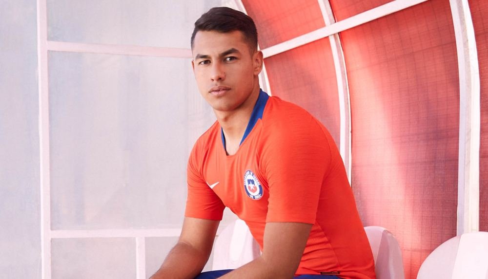 Nike Launch Chile 2018 Home & Away Kits - featured image