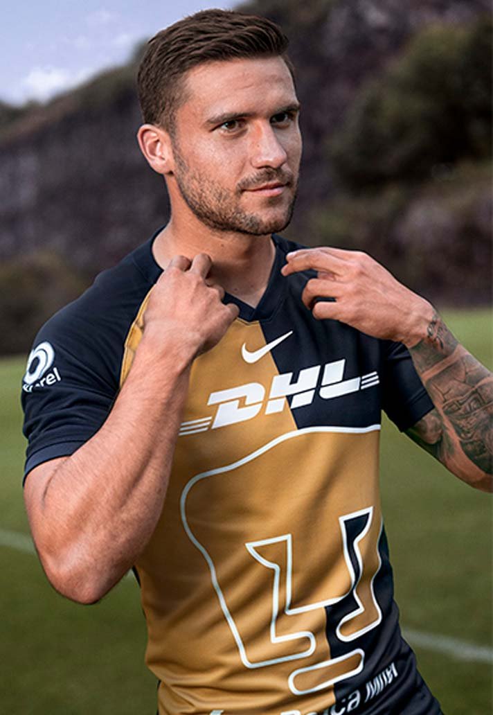 pumas 2-min.jpg
