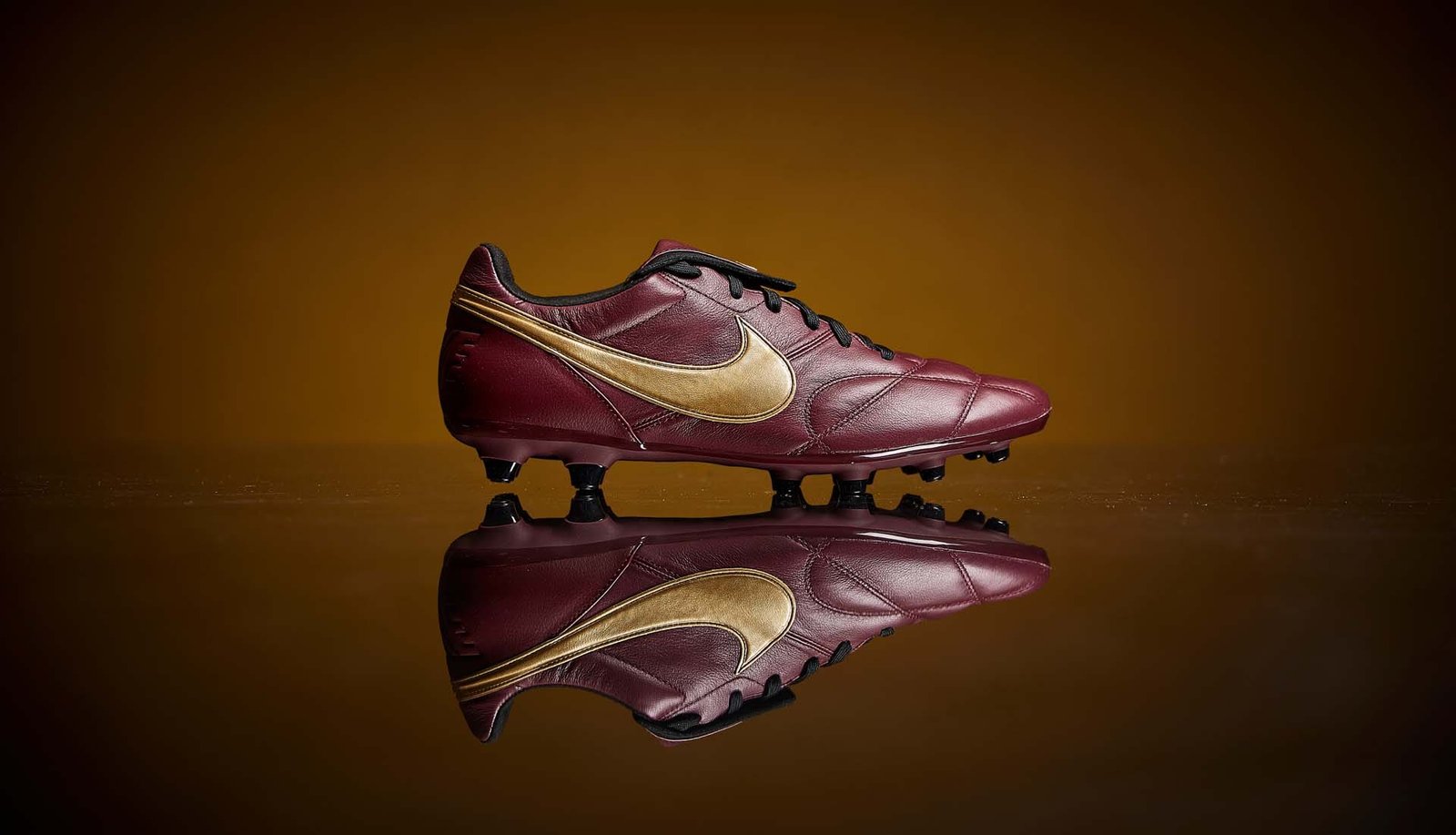 Nike Launch Two New Colourways For The Premier II - featured image