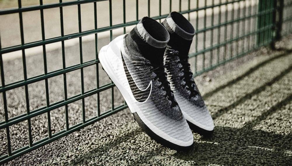 Nike MagistaX Proximo "White/Black" - featured image
