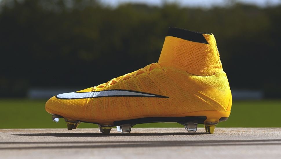 Nike Mercurial Superfly IV "Laser Orange" - featured image