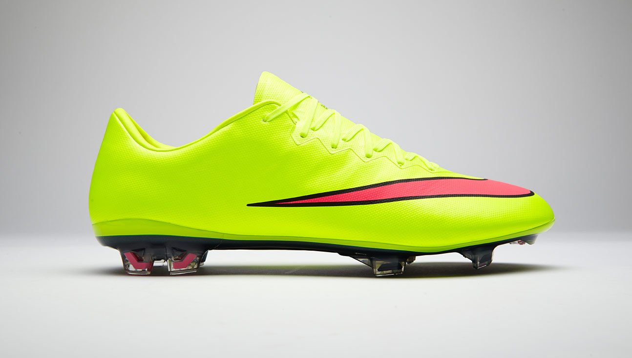Nike Mercurial Vapor X “Volt/Hyper Pink” - featured image