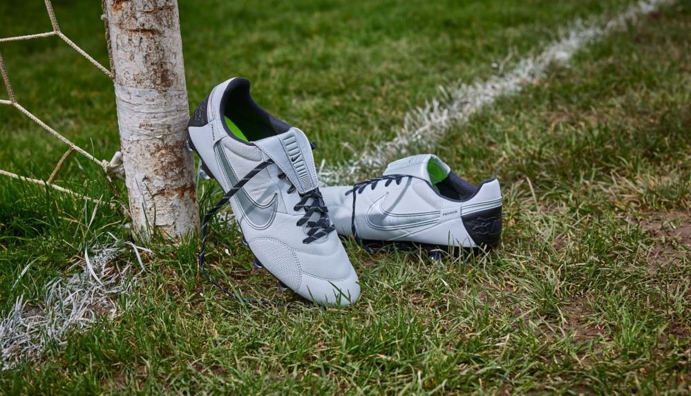 Nike Nod To The Tiempo XX With The Latest Premier III Colourway - featured image