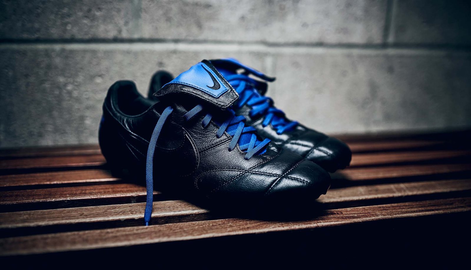 Nike Premier 2.0 "Black/Racer Blue" - featured image