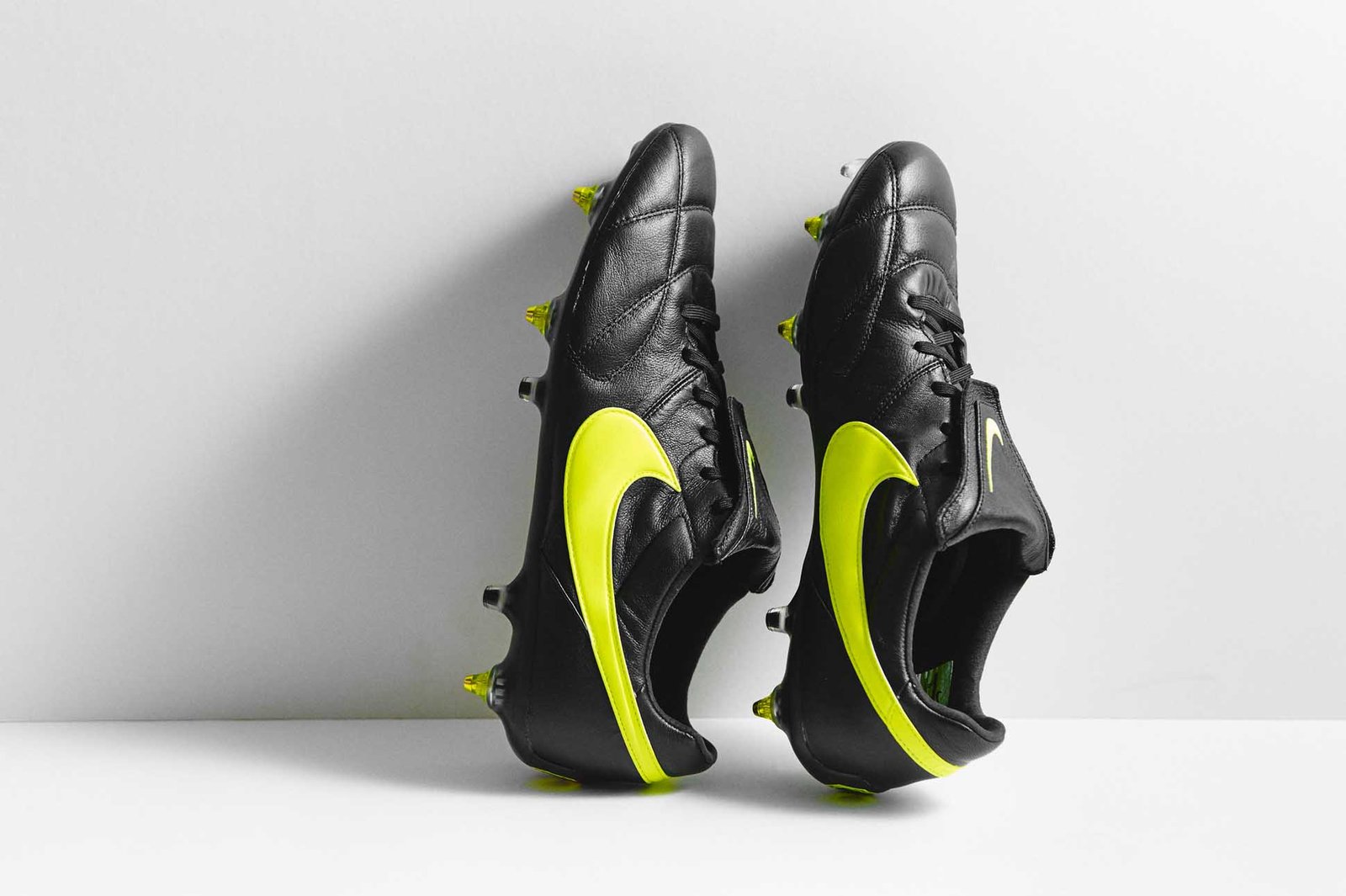 Nike Premier 2.0 "Black/Volt" - featured image