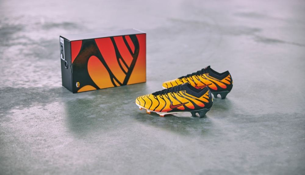 Nike Reveal The Air Zoom Mercurial x Air Max Plus In "Black/Pimento" - featured image