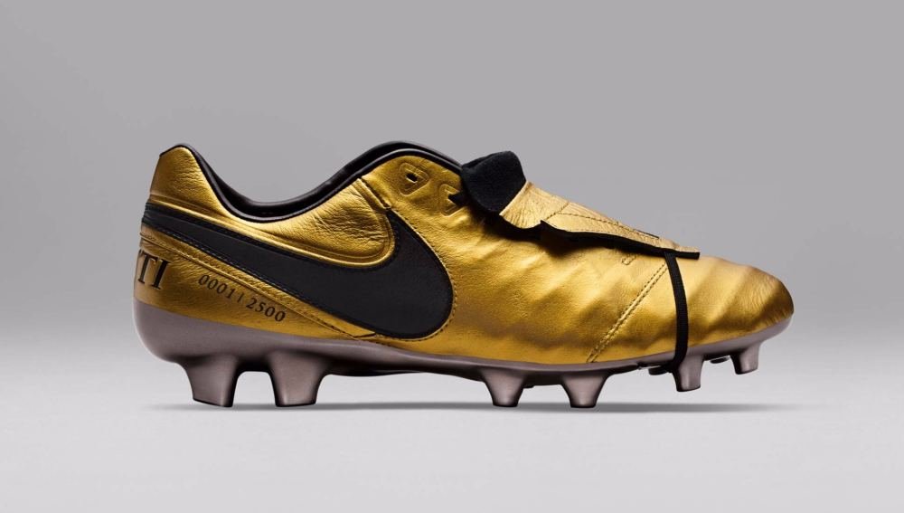 Nike Launch Limited Edition Totti Tiempo - featured image