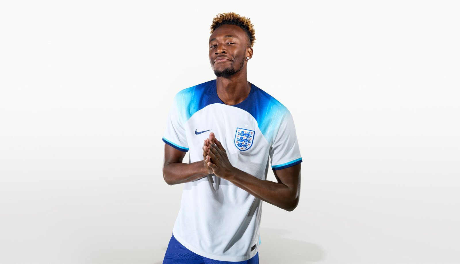 Nike Unveil England 22/23 Home & Away Kits - featured image