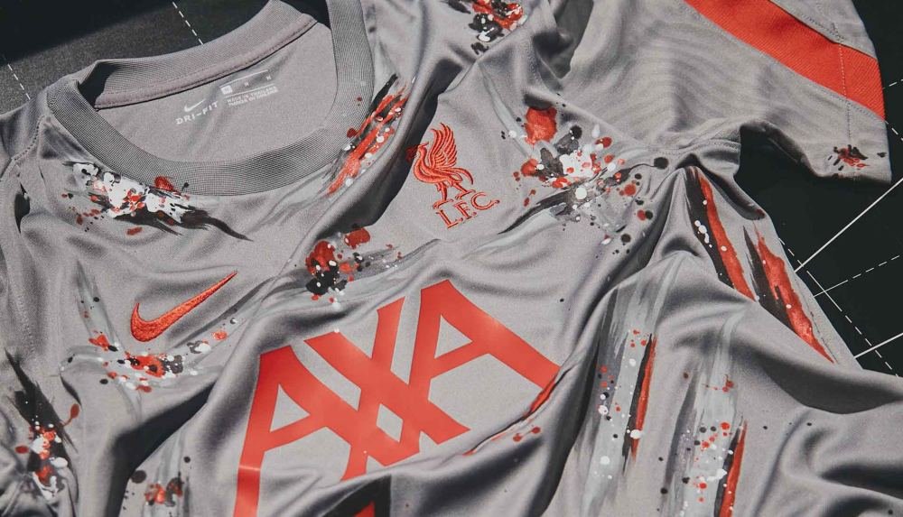 NikeTown London Combine With HARD For Bespoke LFC Training Shirt - featured image