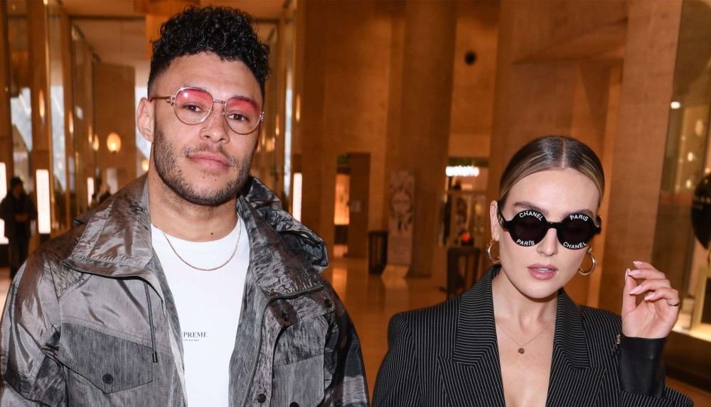 Oxlade-Chamberlain Shows Off The Nike Air Max 720 At PFW - featured image