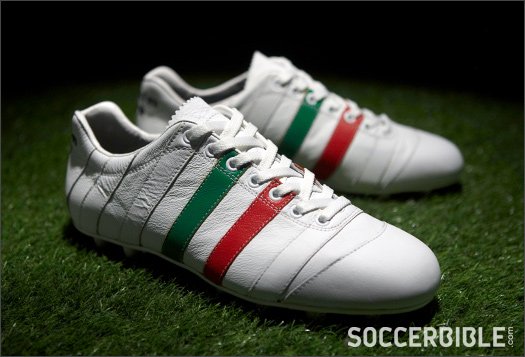 Pantofola D'Oro Sirio Italian Flag Football Boots - White/Green/Red - featured image