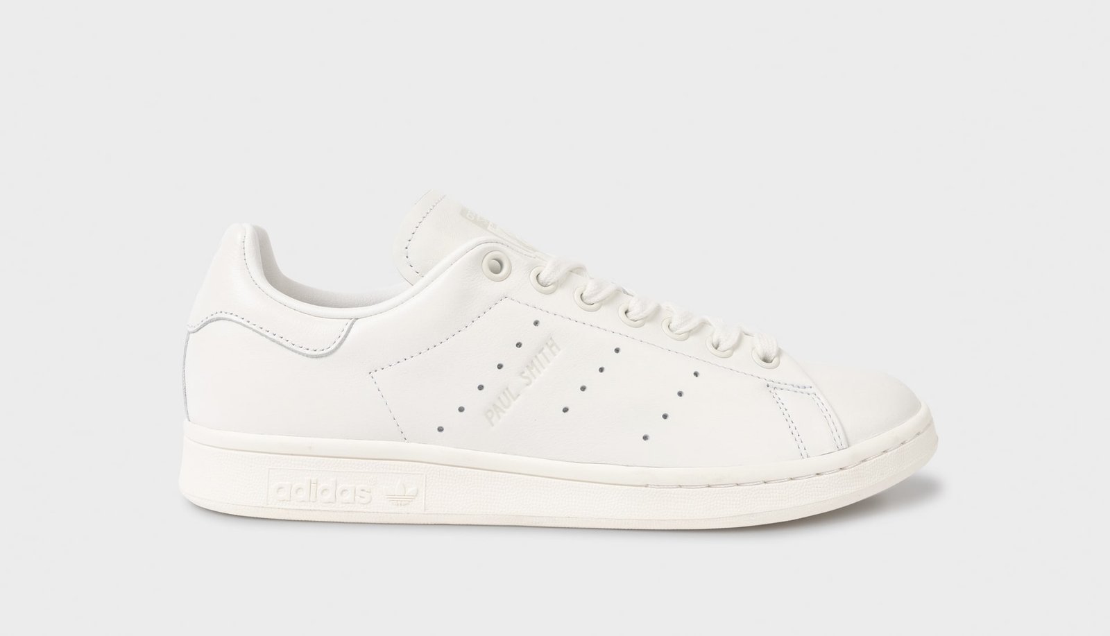 Paul Smith, adidas & Man United Team Up For Special Edition Stan Smith Sneaker - featured image