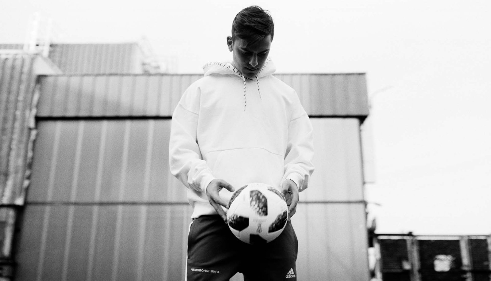 Paulo Dybala Talks Argentina & World Cup For SoccerBible '32/12' - featured image