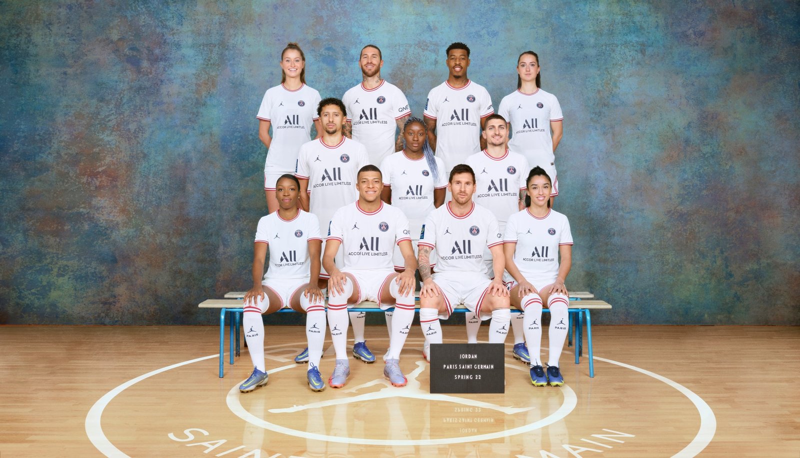 PSG x Jordan Launch 21/22 Fourth Shirt & Clothing Collection - featured image
