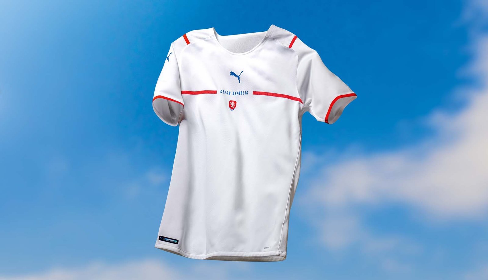 PUMA & Czech Republic Present New 21/22 Away Kit - featured image