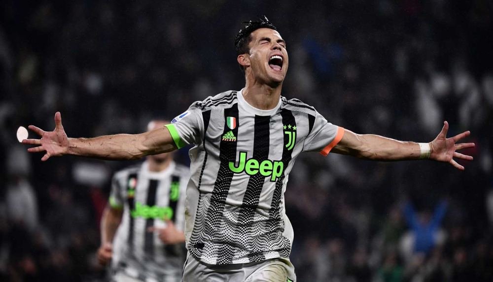Ronaldo Is The First Person To Pass Half A Billion Followers On Social Media - featured image