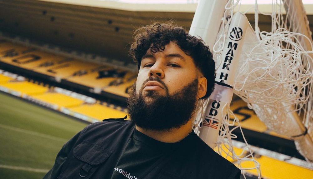 S-X Talks Musical Inspiration & His Passion For Wolves - featured image