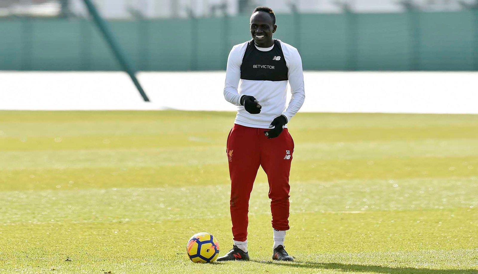Sadio Mane Close To New Balance Deal? - featured image