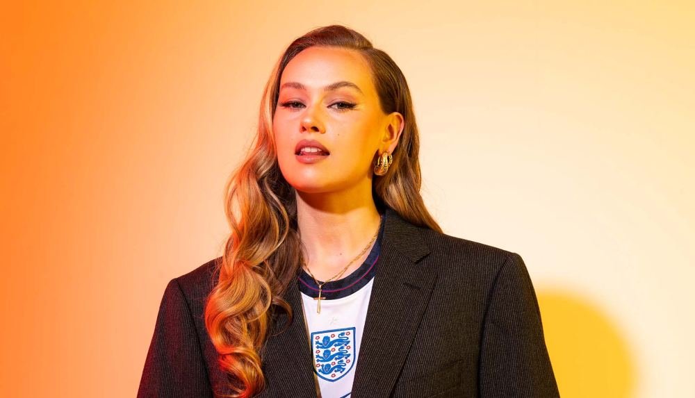 Sasha Keable For SoccerBible Volumes – SU21 'Utopia' Edition - featured image