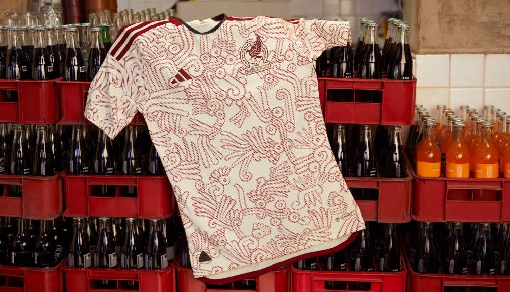 The 10 Best 2022 World Cup Shirts Not To Feature At The Tournament - featured image