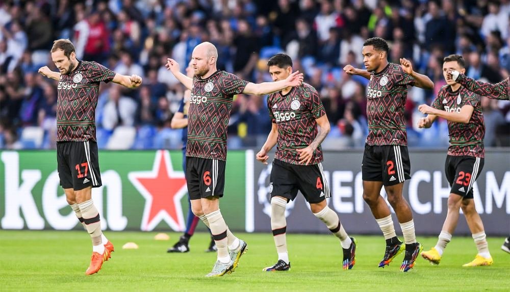 The 15 Best Prematch Shirts That Should’ve Been Kits - featured image