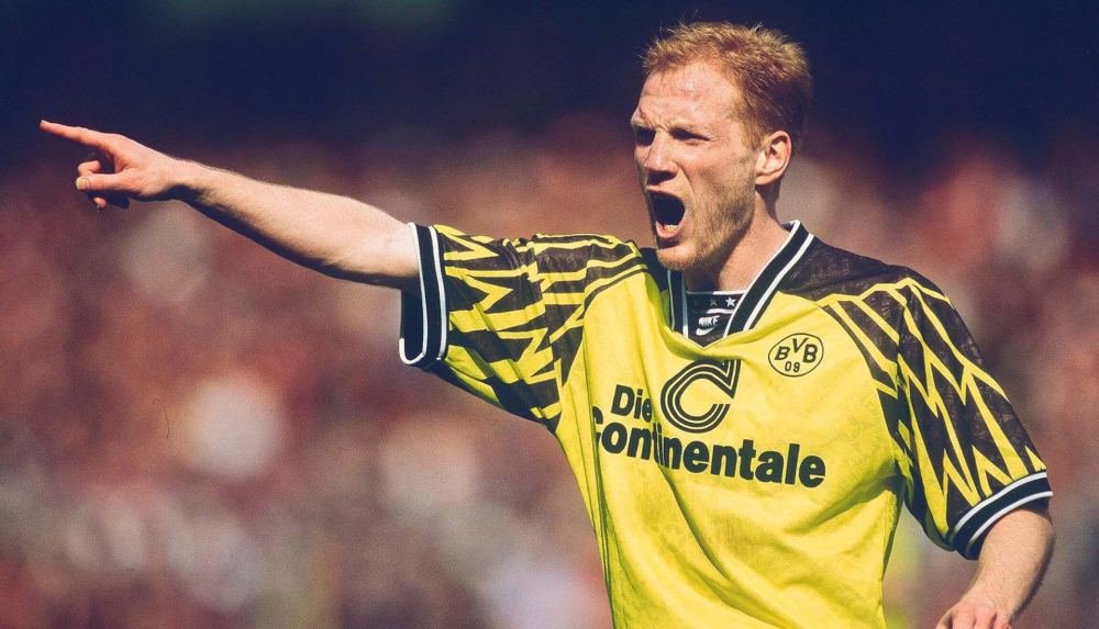 The Best Nike 'Futura Logo' Football Shirts From Yesteryear - featured image