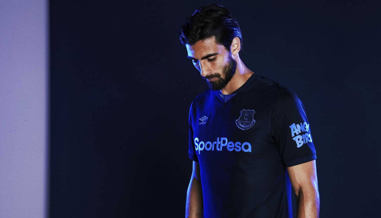Umbro Launch Everton 2019/20 Third Shirt - featured image