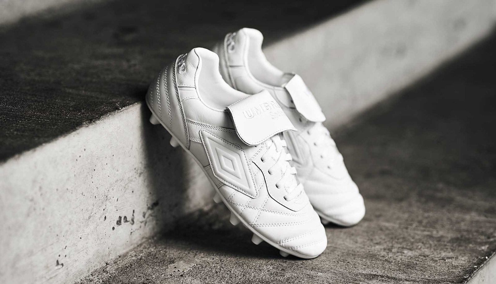 Umbro Launch The Whiteout Speciali Pro 98 - featured image