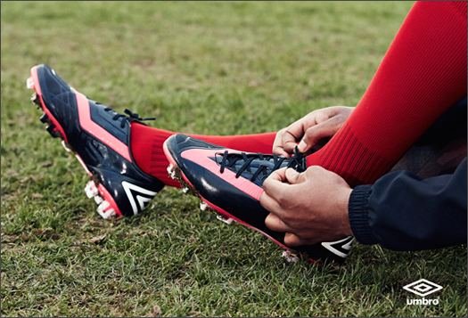 Umbro release New GeoFLARE Football Boot - featured image